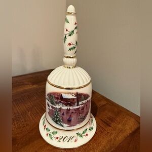 ⭐️NWT 🎄Lenox 2010 annual holiday bell